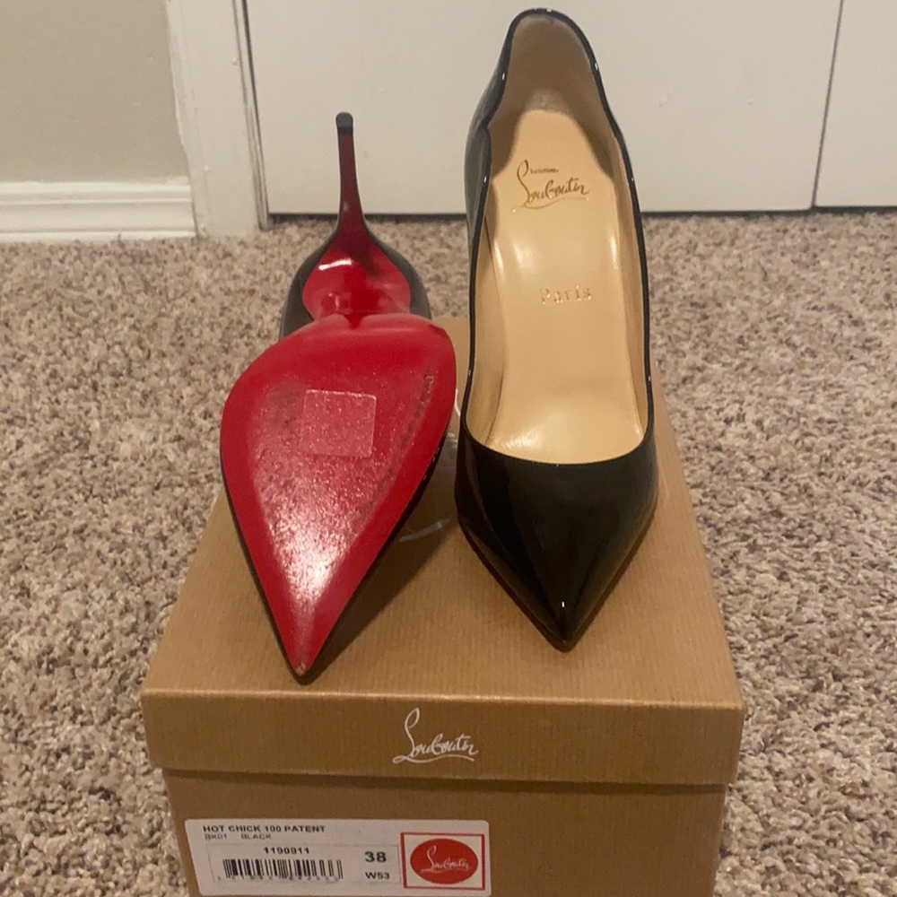 Hot chick Christian Louboutin size 38